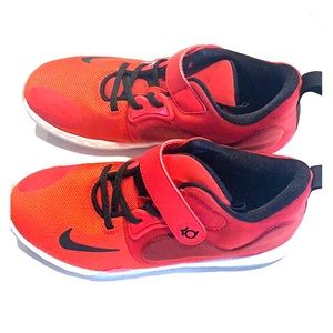 Nike youth kd basketball shoes.